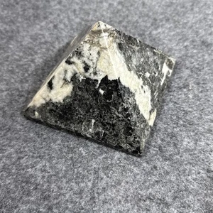 Vintage Marble Pyramid 4x 4x 3 1/2  Black White Pattern Solid Paperweight 1.15lb - Picture 1 of 9