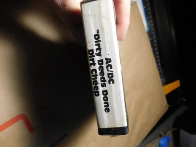 Sealed AC/DC Dirty Deeds Done Dirt Cheap 8 Track Tape White Label Rock N Roll - Bild 1 von 4