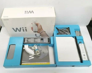 Consola Nintendo Wii blanca en caja 1 mando 1 nunchuck y todos los cables etc. - Imagen 1 de 1