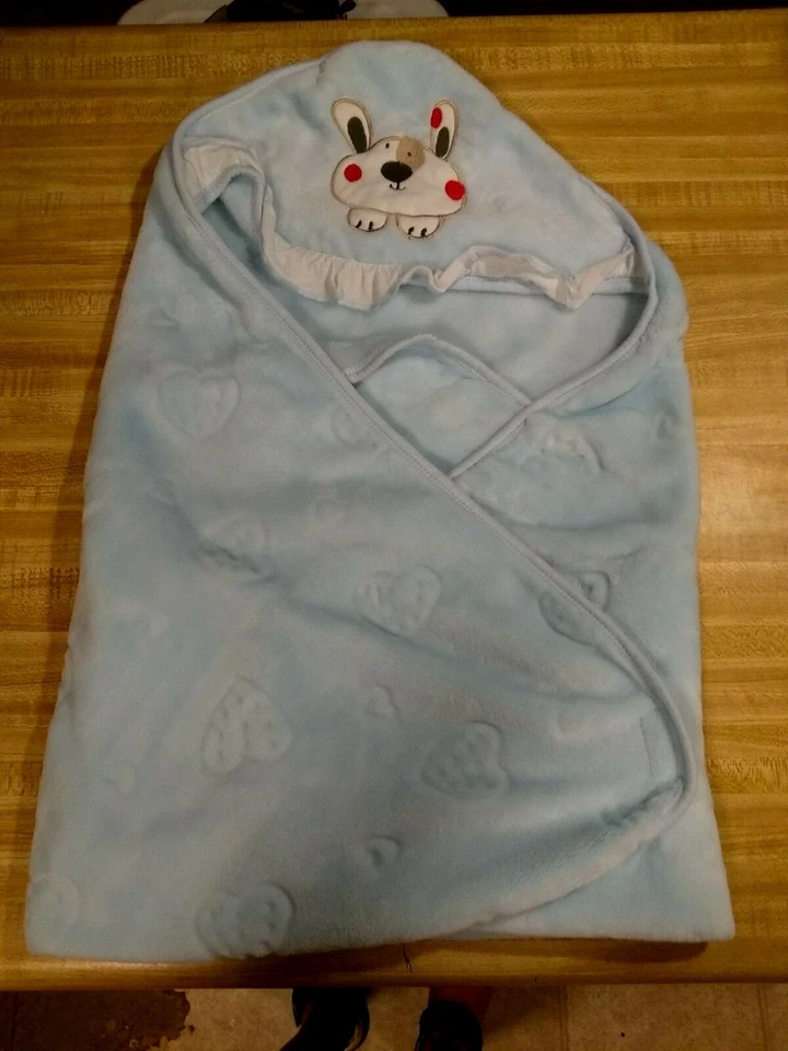 Toalha de pelúcia de algodão azul com capuz para filhote de cachorro bebê menino sem marca - Imagem 1 de 1