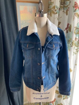 Chaqueta Jean Epic Threads Tiger Hero's vs Hero's Niños Talla M Foto 1 de 4