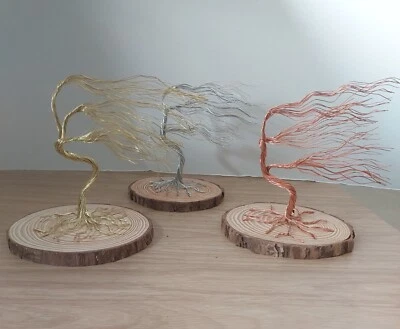 Медь или латунь или серебро: проволока ветром дерево необычное искусство; ювелирные изделия дисплей - Изображение 1 из 4