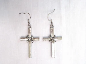CHRISTIAN ROPE CENTER X CROSS USA PEWTER PENDANT SIZE METAL HOOK PAIR EARRINGS - Picture 1 of 1