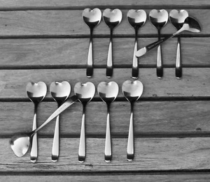 Spoons Alessi Delta Spoon Lot of 12 HEART-SHAPED Coffee Tea Dessert 5" - Picture 1 of 5