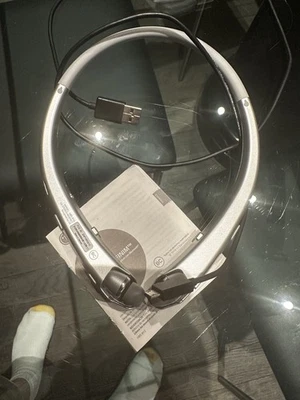 LG Tone INFINIM HBS-910 Headphones Wireless Silver Harmon Kardon - Image 1 of 4