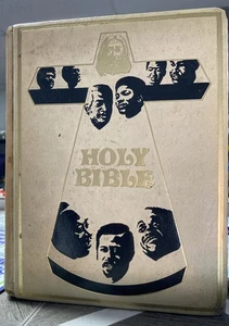 1976 Heritage Holy Bible Black Heritage Edition King James Vers - Picture 1 of 3
