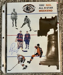 1992 NHL All-Star Weekend Program Philadelphia Flyers firmato da Bernie Parent - Foto 1 di 2