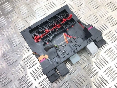 VW GOLF V Variant 1K5 Altre Centraline 3C8937049F 1.40 Benzina 2008 31272115 - Immagine 1 di 4