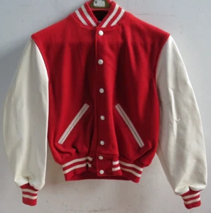 Chaqueta Universitaria DeLong Lettermans De Colección Roja/Blanca Talla 18 Mangas Naugalite Nueva de Lote Antiguo - Imagen 1 de 9