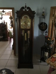 Colonial Mfg. Co. Grandfather Clock model #1302 - Picture 1 of 12