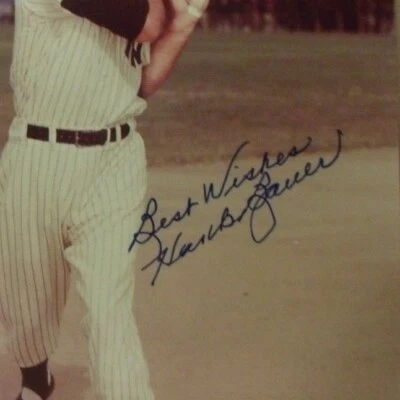 HANK BAUER HAND SIGNED COLOR NEW YORK YANKEES 8 X 10 PHOTO PSA/DNA - Image 1 of 2