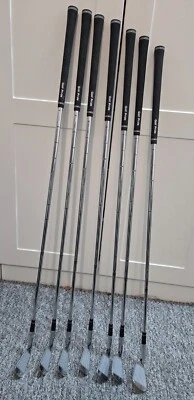 Wilson Staff Model DYNAPOWER 3-9 Iron Fluid Feel / Dynamic Gold Stiff Shaft - Image 1 of 4