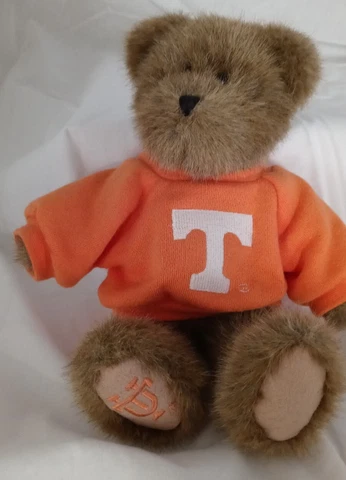 University of Tennessee, "Rocky" Bear, Licensed Tag  Orange T Sweatshirt Cover