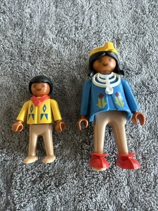 Lotto di 2 figurine Playmobil indiani vintage anni 80 persone - Foto 1 di 3