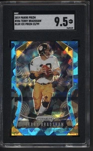 2019 Panini Prizm Terry Bradshaw /99 SGC 9.5 Blue Cracked Ice Card #286 Steelers - Bild 1 von 2