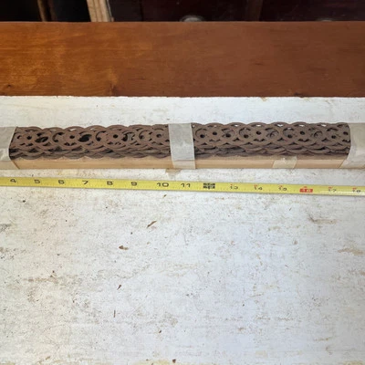 Manojo de calado ciego caoba  Foto 1 de 4