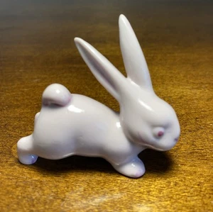 Vintage Metzler&Ortloff Porcelain Miniature Rabbit / Hare Figurine East Germany - Picture 1 of 7