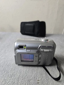 Fujifilm FinePix A Series A210 3.2MP Digitalkamera - Silber - getestet & funktionsfähig - Bild 1 von 11