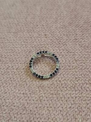 Zarter Brillant Saphir Anhänger als Gleiter mit verdeckter Öse in Weißgold 585 - Bild 1 von 4