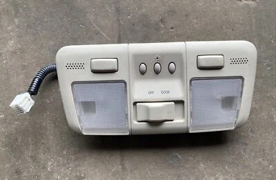 Luz de mapa domo Lexus SC430 02-10 con enlace de hogar beige OEM Foto 1 de 2