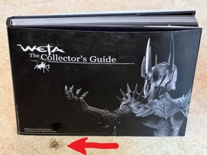 WETA PIN and Weta - The Collector's Guide by Daniel Falconer AS NEW *SIGNED* - Picture 1 of 10