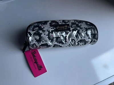 NWT Betsey Johnson Betseyville Grey Pixel Leopard Makeup Bag Travel Size - Image 1 of 4