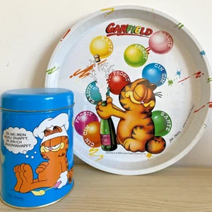 Garfield Dose Metall Blech Keksdose + Tablett Geburtstag Sekt Getränke Jim Davis - Bild 1 von 8