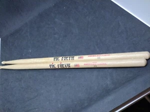 Vic Firth American Classic PureGrit Drum Sticks 5B Wood - Picture 1 of 2