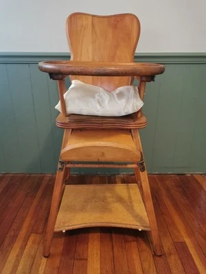 Vintage Victorian 3 in 1 Convertible Oak Wood High Chair, Potty, Table - Image 1 of 4