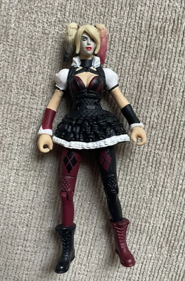 Figura de acción suelta DC Multiverse Harley Quinn 2014 Batman Arkham Knight Foto 1 de 2