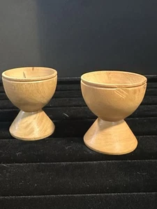 Vintage Eierbecher aus Holz handgedrechselt 2er Set - Bild 1 von 9