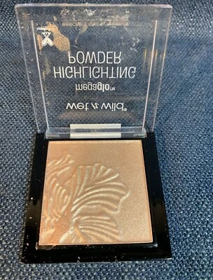 Wet n Wild Megaglo Highlighting Powder 34766 Precious Petals Unsealed Unused - Image 1 of 4