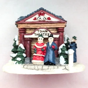 Decoración navideña vintage Crystal Falls Town Theatre cerámica Village - Imagen 1 de 8