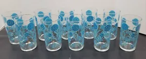 Menge 10 Glasbecher 4 7/8" blaues Blumenmuster - Bild 1 von 6