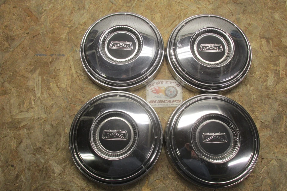 1967-80 FORD F100 1/2 TON PICKUP TRUCK, VAN POVERTY DOG DISH HUBCAPS, SET OF 4 - Image 1 of 4
