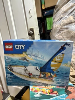 * RETIRADO *LEGO City (60438) velero de construcción juguete con delfín ¡NUEVO SELLADO!! Foto 1 de 4