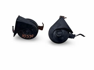 Cadillac XT5 2017-2019 juego de 2 señales de bocina de doble tono bajo y alto Foto 1 de 4