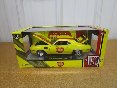 M2 MACHINES 1971 Plymouth Cuda Hemi 1/24 Hooker Headers yellow box diecast car Z - Image 1 of 4