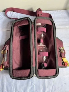 Picnic Time Wine insulated wine tote with accessories, glasses, opener and more - Picture 1 of 7