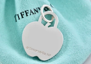 Colgante Tiffany & Co. Vintage Plata Esterlina Manzana Dije - Imagen 1 de 5