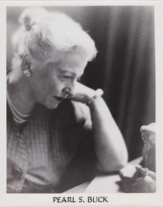 1962 Press Photo Author & Chinese Missionary Pearl Buck Poses for Clara Sipprell - Picture 1 of 2