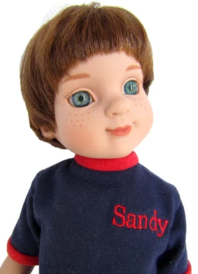 Boneca Tonner 14" SANDY McCALL Starter, menino, roupa original - Imagem 1 de 3