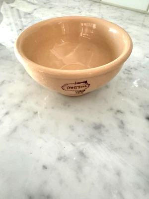 Tigela de servir Beverly Hills CA The Luau restaurante cerâmica bronzeada - Imagem 1 de 3