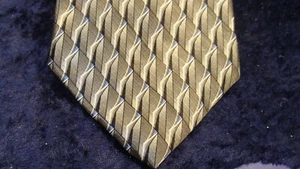 ARROW~100% Silk Tie~ GEOMETRICAL ~GOLD~GREEN~BLUE~ 3.75”w~HAS ORIGINAL TAG~VGC~ - Picture 1 of 4