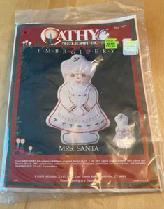 Cathy Needlecraft MRS SANTA STICKSET - Bild 1 von 2