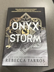 ONYX STORM Deluxe Limited Edition Book HARDCOVER SPRAYED EDGES  Same Day Ship - Picture 1 of 4