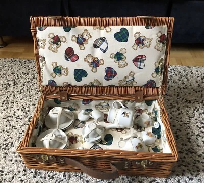 Spielzeuggeschirr 🥣🫖Kindergeschirr 🐻 Geschirr 🍵 Mädchen 👧 - Bild 1 von 4