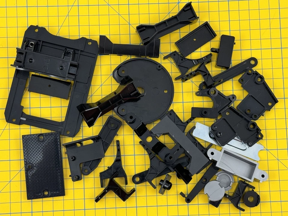 Tamiya-sortiment zubehör ersatzteil unterschiedlich - vintage hobbys - Bild 1 von 1