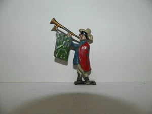 RARE VINTAGE CRESCENT LEAD HERALD BRITAINS - Picture 1 of 3