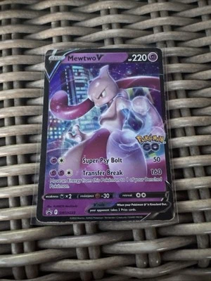 Mewtwo V SWSH223 SWSH: Sword & Shield Promo Cards Holo - Image 1 of 2